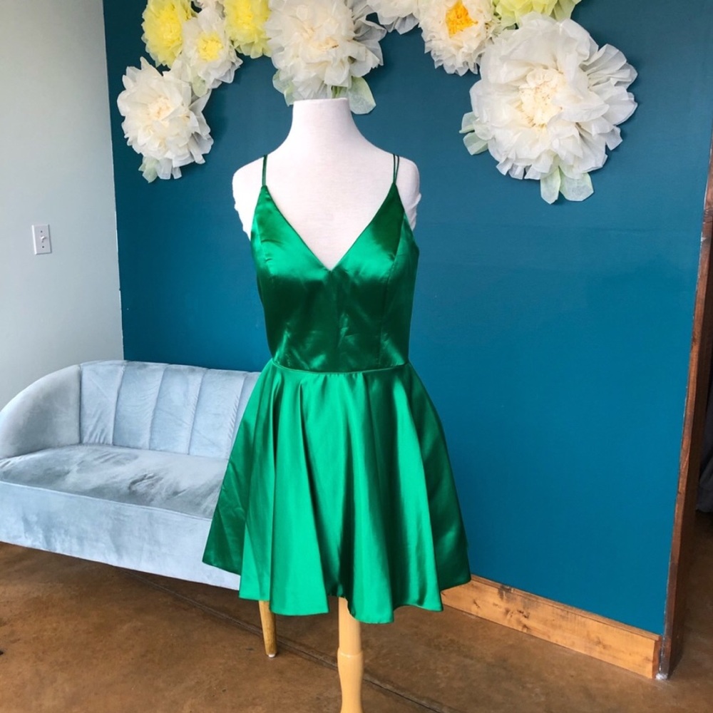 NWT Sherri Hill Cocktail Dress